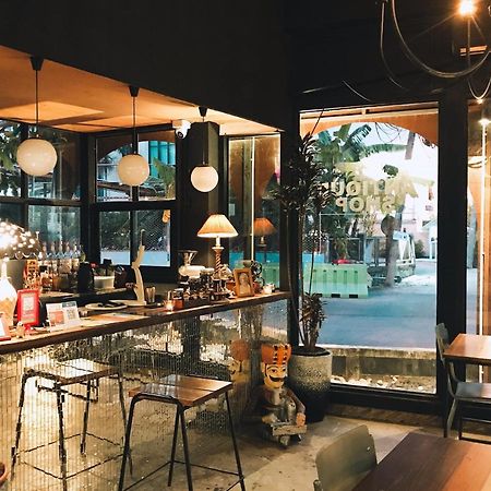 Hand Hotel Bang Saen Ngoại thất bức ảnh