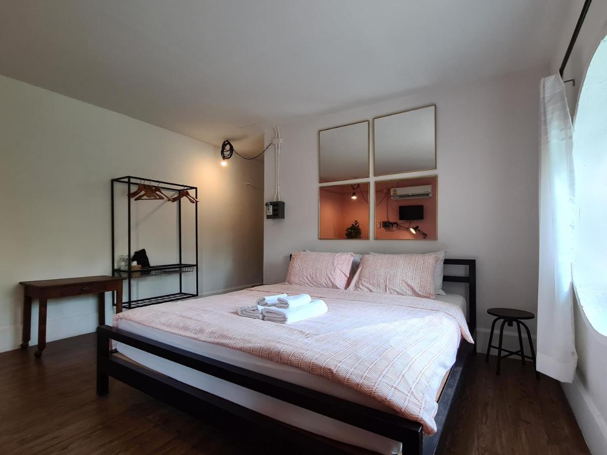 Hand Hotel Bang Saen Ngoại thất bức ảnh