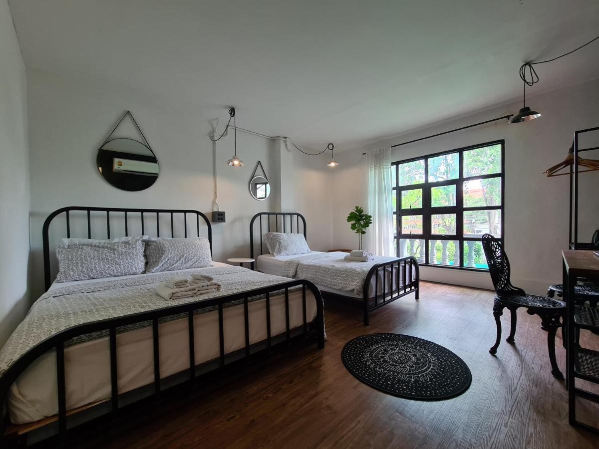 Hand Hotel Bang Saen Ngoại thất bức ảnh