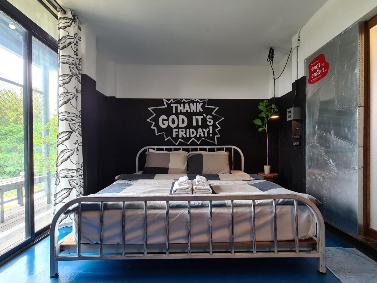 Hand Hotel Bang Saen Ngoại thất bức ảnh